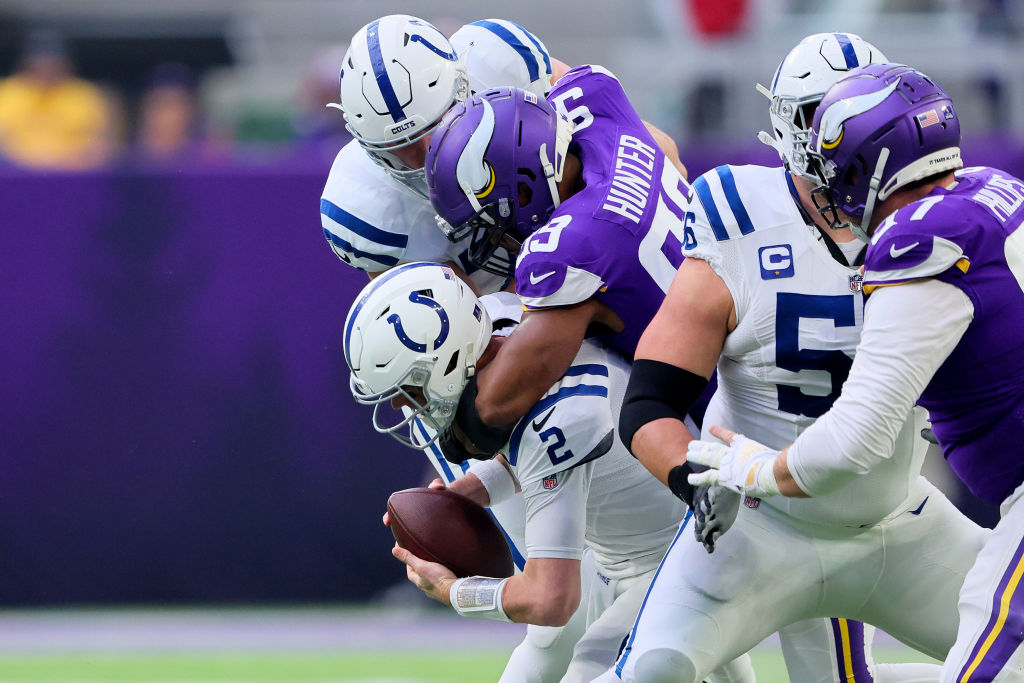 Colts star's season likely over after suffering injury in loss to Vikings:  report