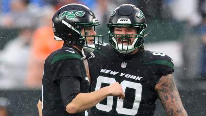 Jets Go Viral With Matching Mike White Outfits in Minnesota [WATCH]