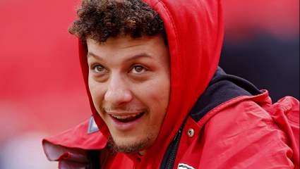 Patrick Mahomes Arrives at Chiefs-Seahawks in Christmassy Attire [LOOK]