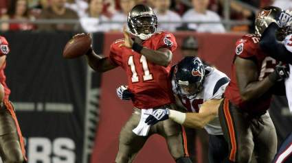 Ex-Bucs QB Signs With 49ers After Jimmy Garoppolo Injury: Report