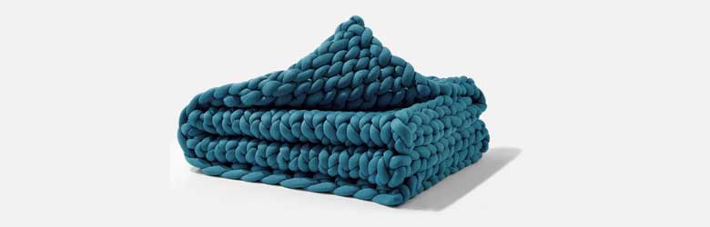 gravity chunky knit blanket