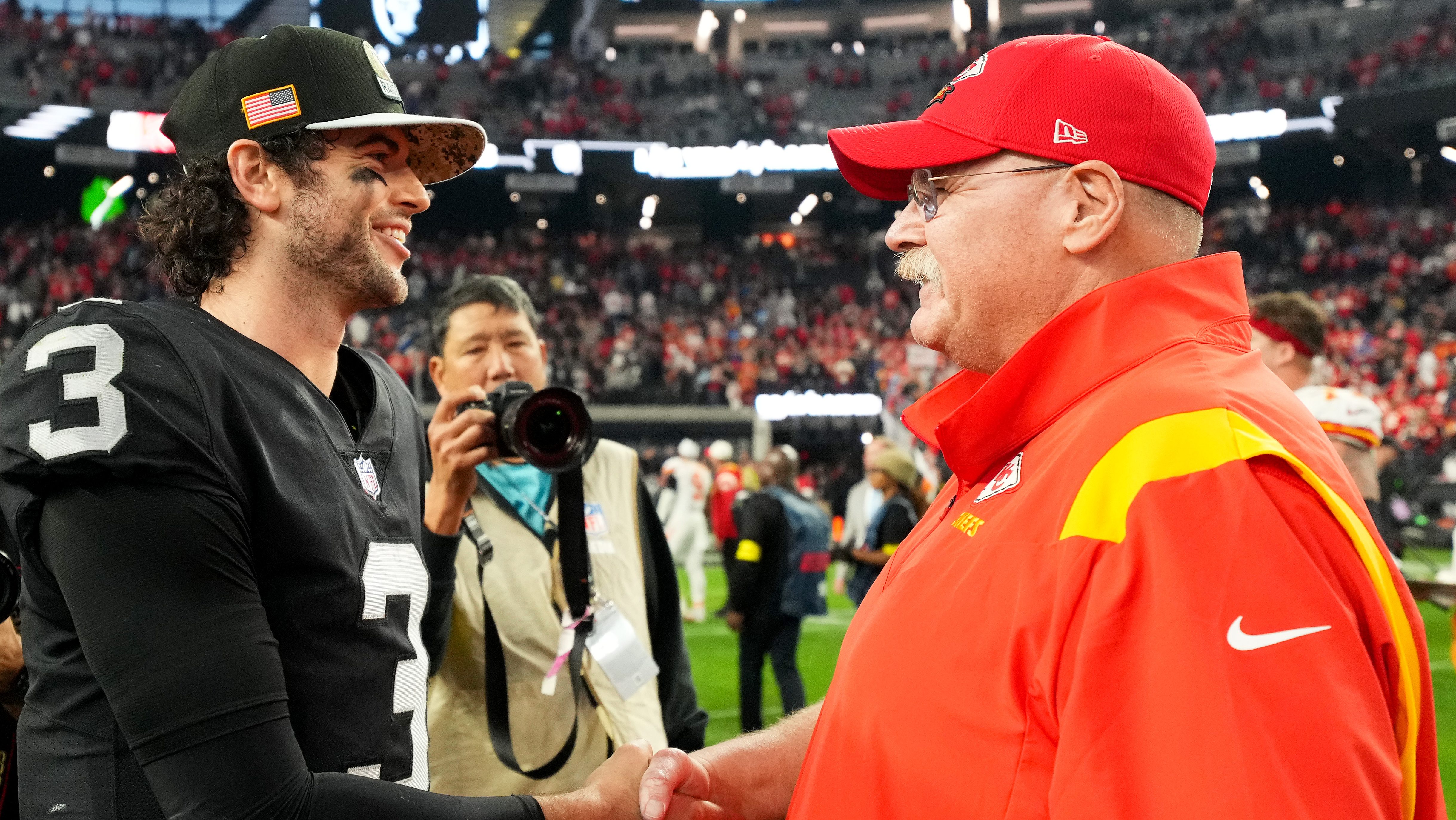 CHIEFS KINGDOM: Kansas City one step closer to clinching No. 1 seed,  home-field advantage