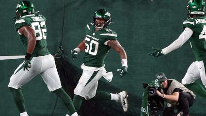 Jets Sign Preseason Hero & Rookie WR to Active Roster vs Dolphins