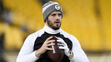 Jets Insider Sends Ominous Warning on Raiders QB Derek Carr