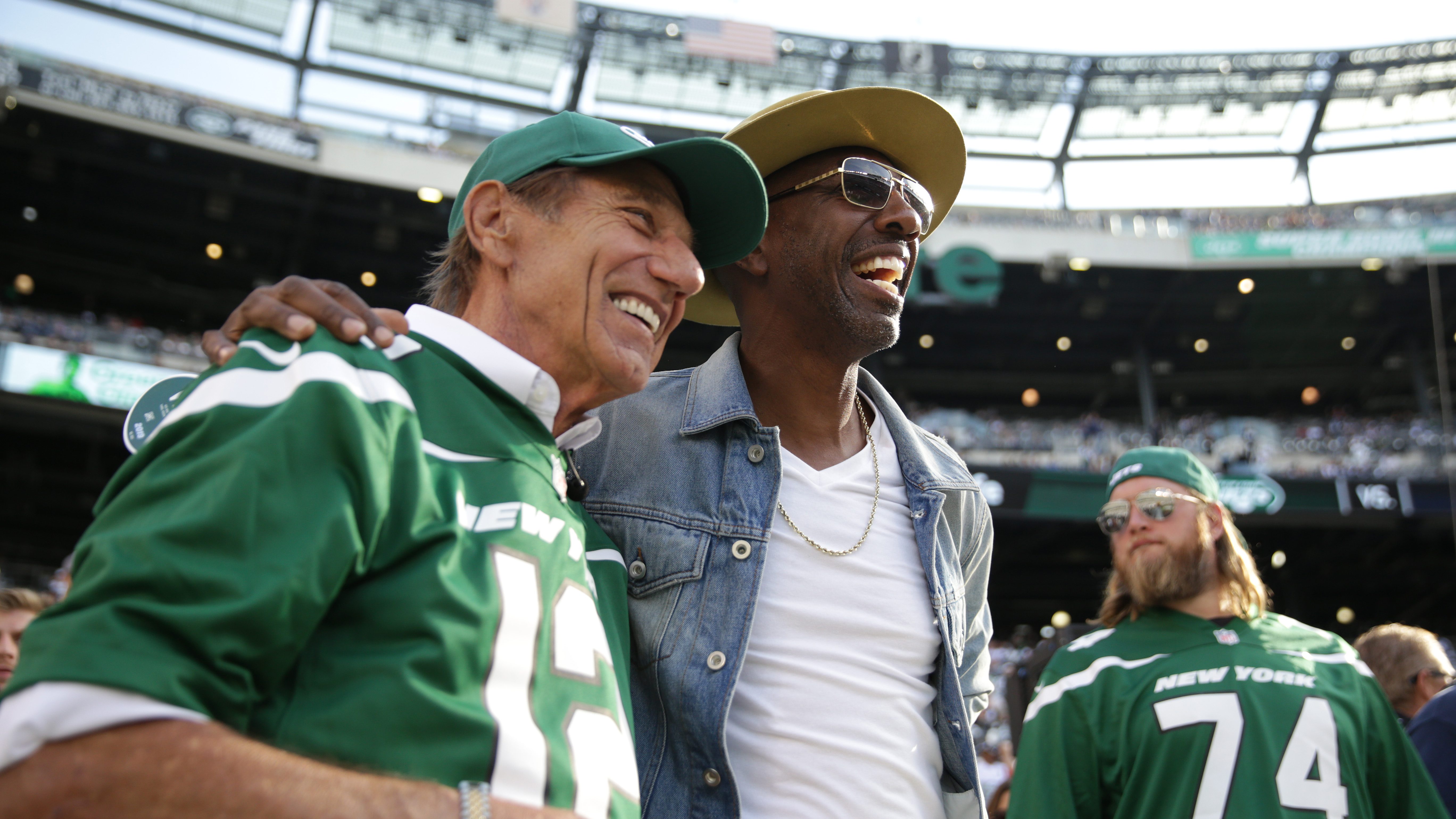 Joe Namath's No. 12 jersey is retired by the Jets. Aaron Rodgers