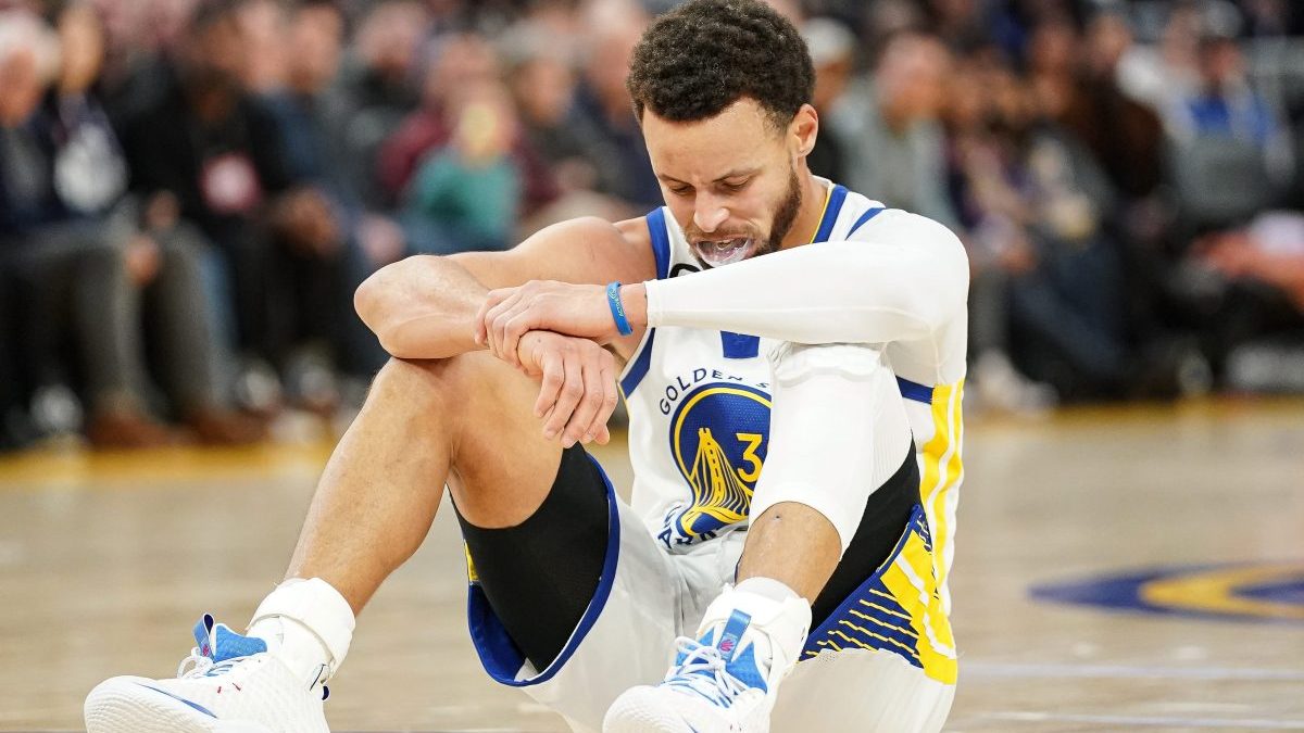 Stephen Curry Shares Frustration After Warriors Loss | Heavy.com