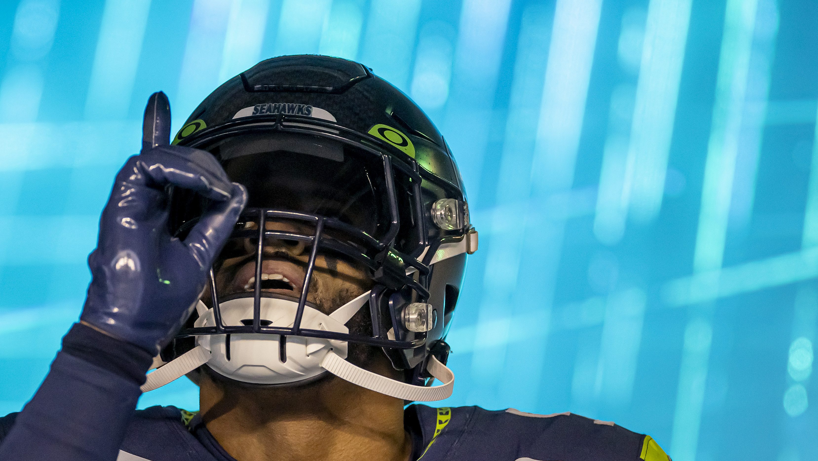 Seahawks LB Jordyn Brooks' season ends with ACL injury, Seahawks