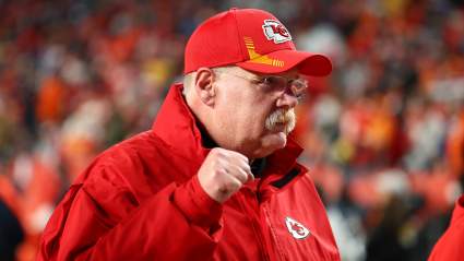 Chiefs Veteran Claps Back at Broncos Player ‘Pissed’ Over ‘Snow Globe’ Play