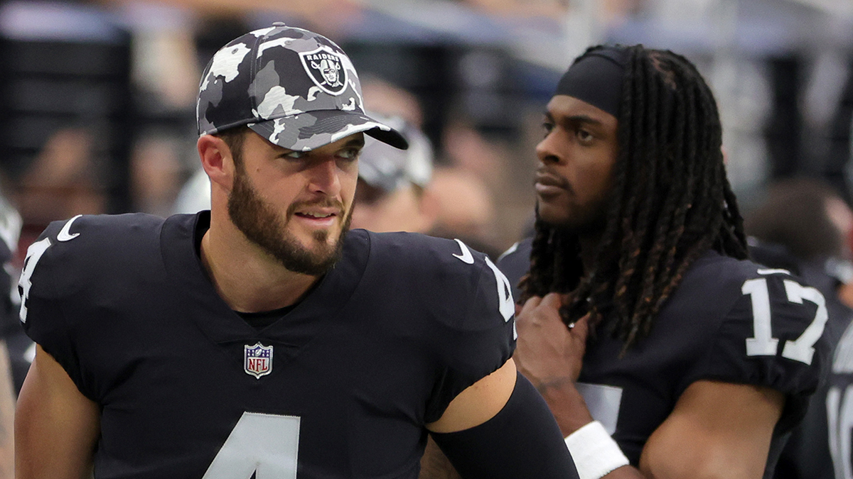 Raiders' Davante Adams Sends Message To Derek Carr