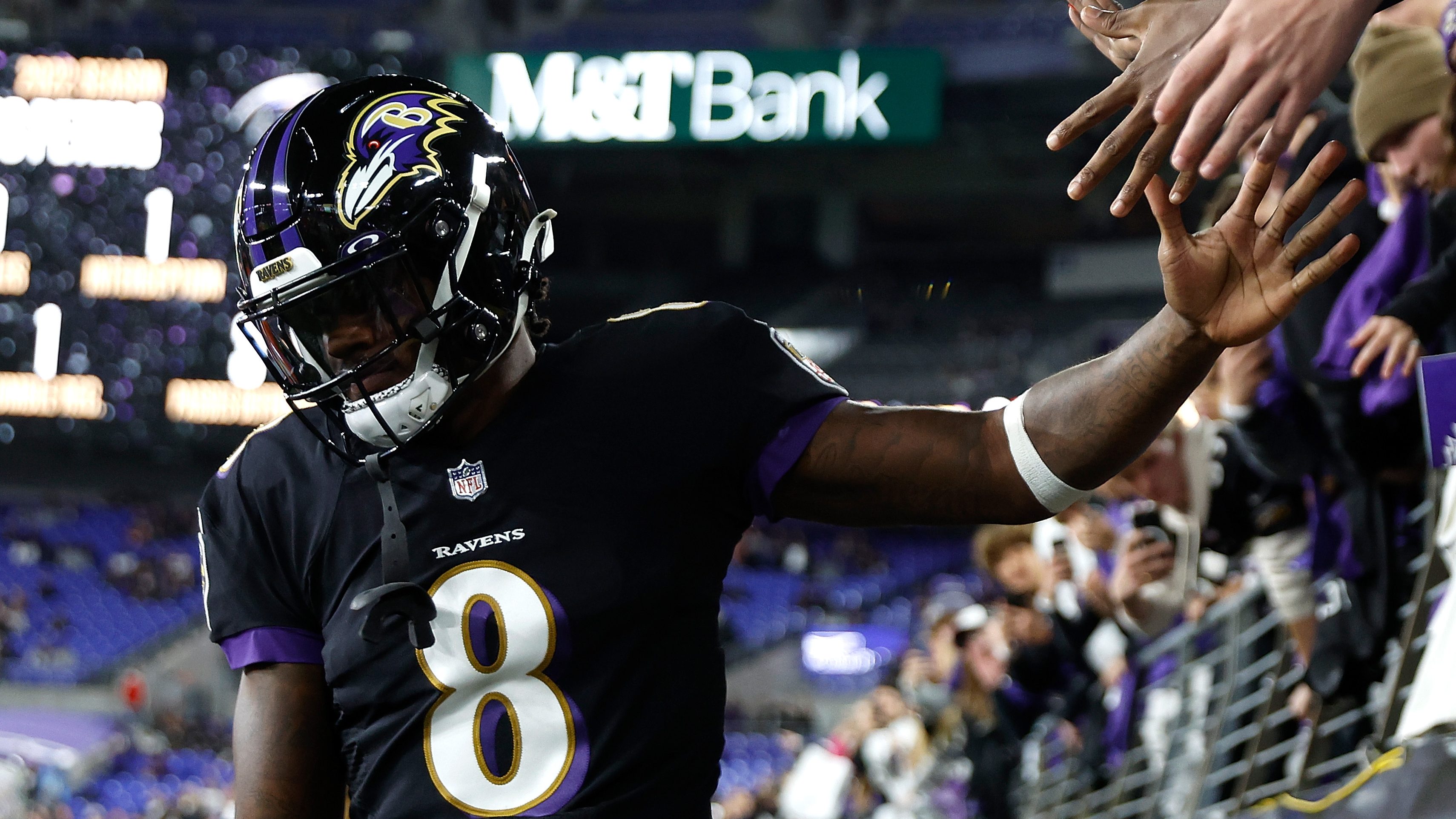 Lamar Jackson's 4 Best Fits After Ravens QB Requests Trade