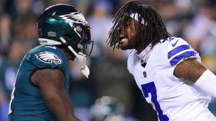 Eagles Star Throws Shade at QB as Cowboys Have Chance to Win NFC East