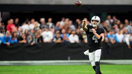 Raiders Predicted to Trade Derek Carr to Replace QB on Playoff Team