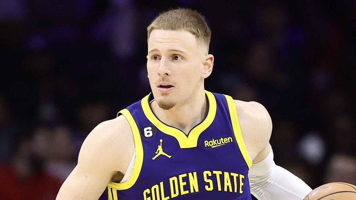 Warriors Trade Proposal Flips Divincenzo & Wiseman To Knicks