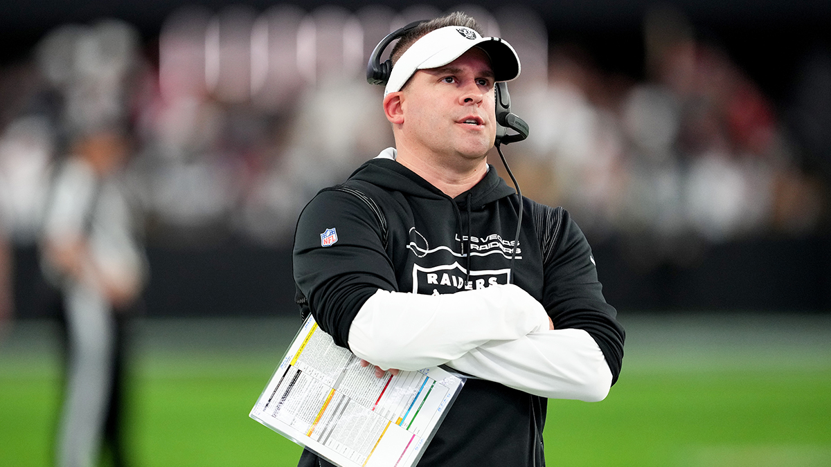 Josh McDaniels' Preference For Next Raiders QB Revealed: Insider