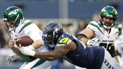 Jets Awarded Ex-Seahawks D-Lineman, Won’t Join Team for Weeks