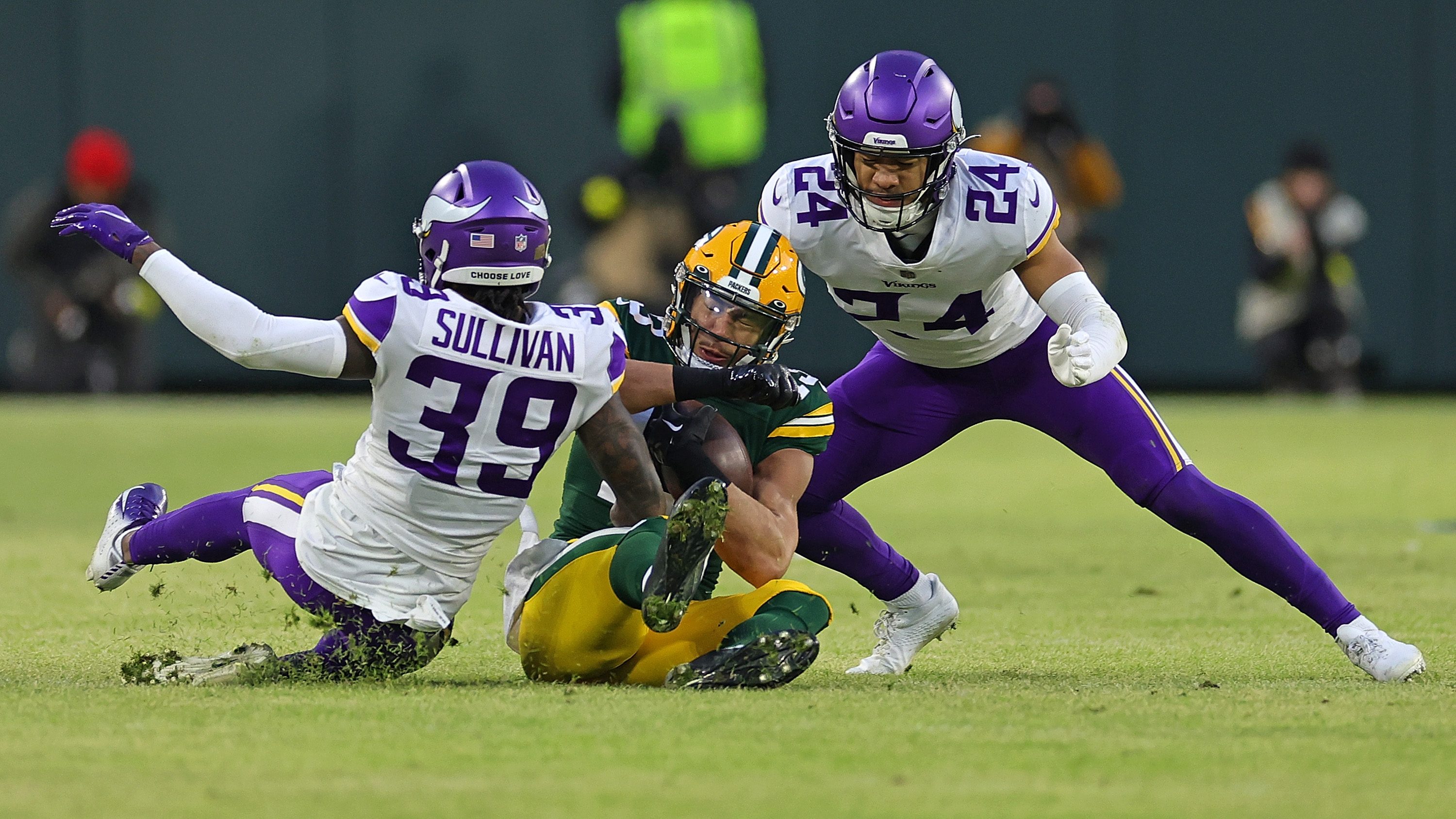 Vikings Cry Foul On Lambeau Conditions After Packers' Win