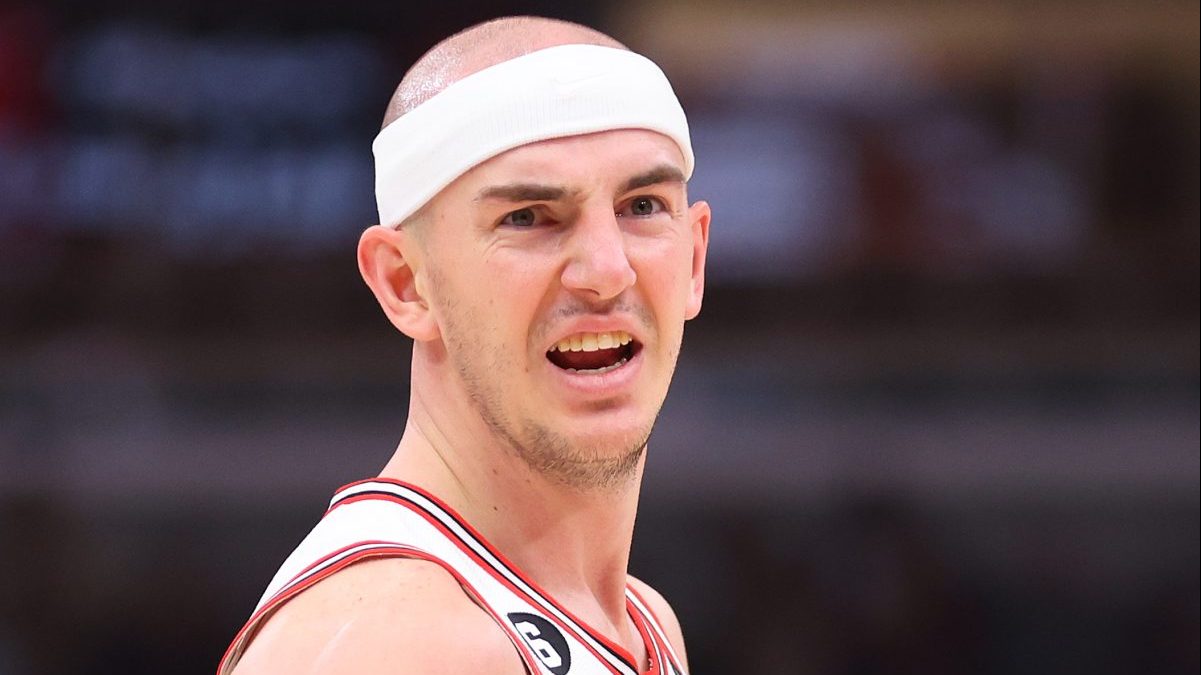 Bulls Rumors Insider Links Alex Caruso to Hated Rival