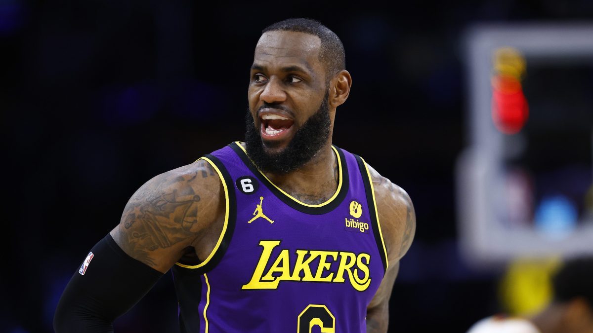 Lakers Rumors: Proposed Trade Sends LeBron To Warriors