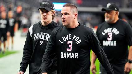 Raiders Will ‘Aggressively’ Pursue ‘Program Changer’ QB: Report