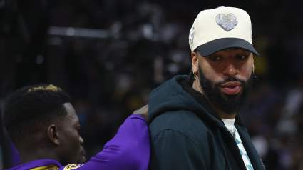 Lakers Respond to Report of Anthony Davis ‘Ramping Up’ for Return