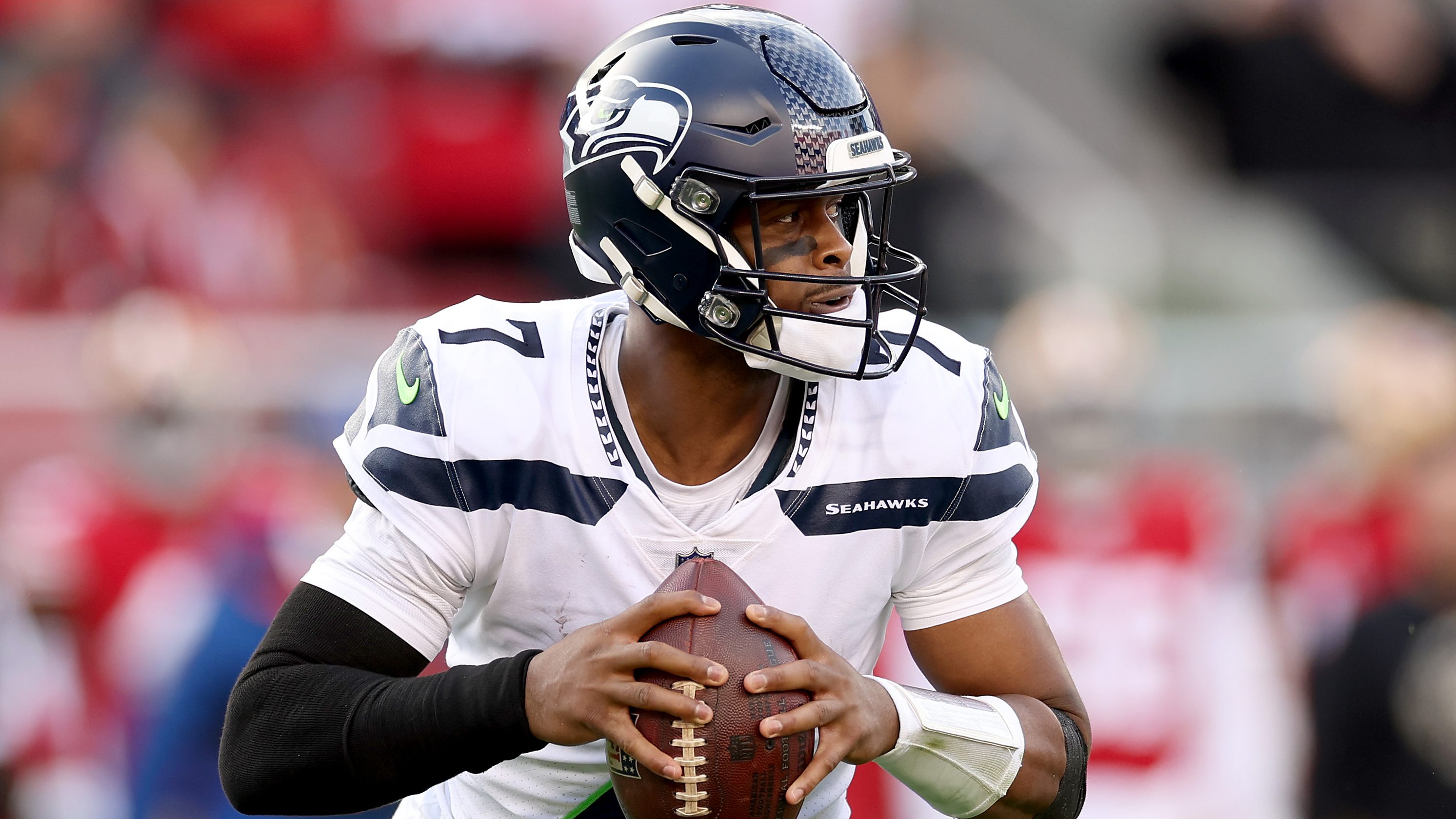 Seahawks Predicted to Replace Geno Smith With Champion QB