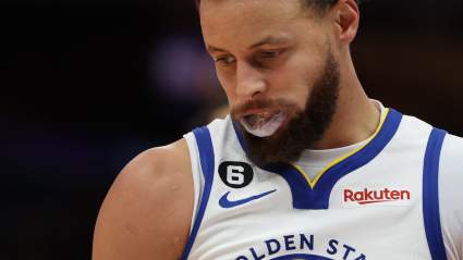 Warriors’ Stephen Curry Gets ‘Legendary’ — When No One’s Watching
