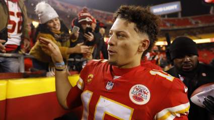 Chiefs QB Patrick Mahomes Tweets Cryptic Message After Bills Loss
