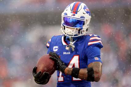 Bills WR Stefon Diggs Likes Tweet With Subtle Dig Toward Josh Allen