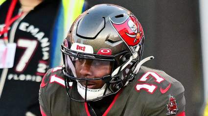 Bucs’ Russell Gage Sends Message After Scary Incident