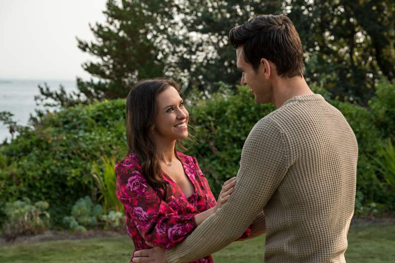 Lacey Chabert, Kevin McGarry