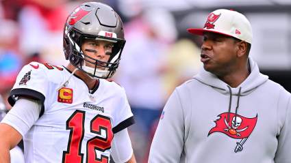 Ex-Buccaneers Receiver Signs With NFC Rival