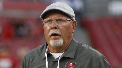 Buccaneers Make Final Decision on Donovan Smith’s Future: Report
