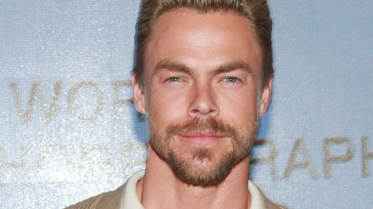 Derek Hough Shares Rare Video Featuring All 4 Of His Sisters