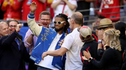 Bills Fans React to Damar Hamlin’s Viral Appearance at Super Bowl