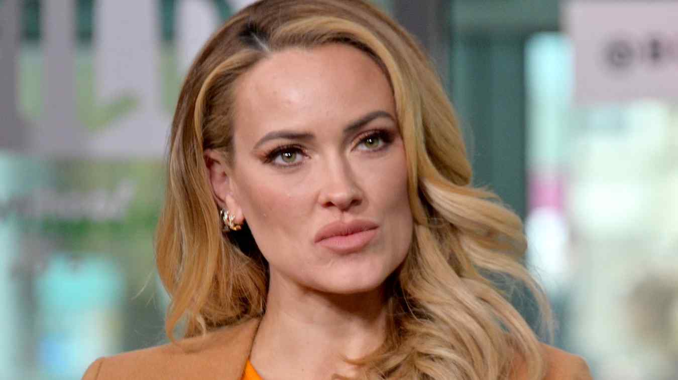 dwts-pro-peta-murgatroyd-attacked-by-fans-over-ig-video