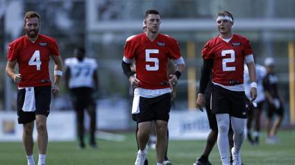 Jets Quarterback Predicted to Follow Mike LaFleur to Rams