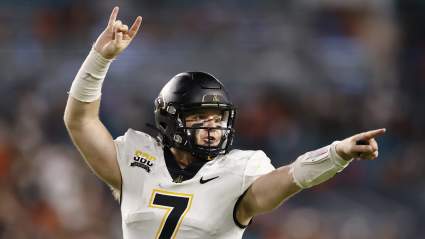 Ex-Cowboys All-Pro Urged Jets to Sign a Weird Choice at QB