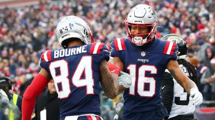Jets Urged to Add Rival Who Is Expected to Sign $50 Million Contract
