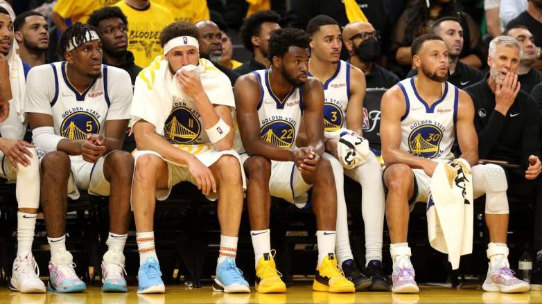 Kevon Looney, Klay Thompson, Andrew Wiggins, Jordan Poole, and Stephen Curry of the Golden State Warriors.