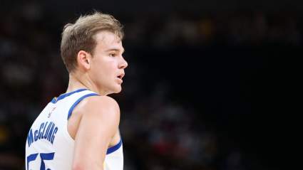 Sixers Sign 24-Year-Old High-Flyer to Contract: Report