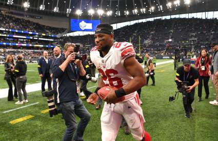 NFL Coordinator Links Broncos to ‘Alvin Kamara-Type Weapon’ in Free Agency