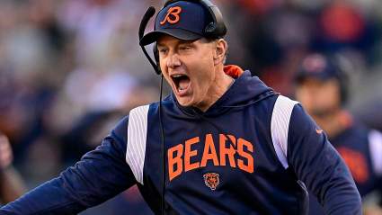 Bears Trade Proposal Swaps No. 1 Pick for Star DE, Multiple 1sts