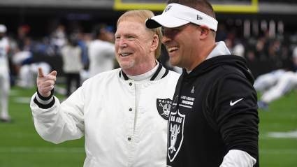 Trade Proposal Has Raiders Send 3 Draft Picks to Land Superstar QB