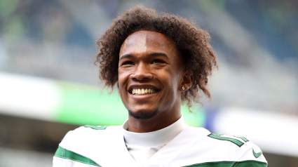 Former QB Pushes Jets to Trade for Award-Winning QB