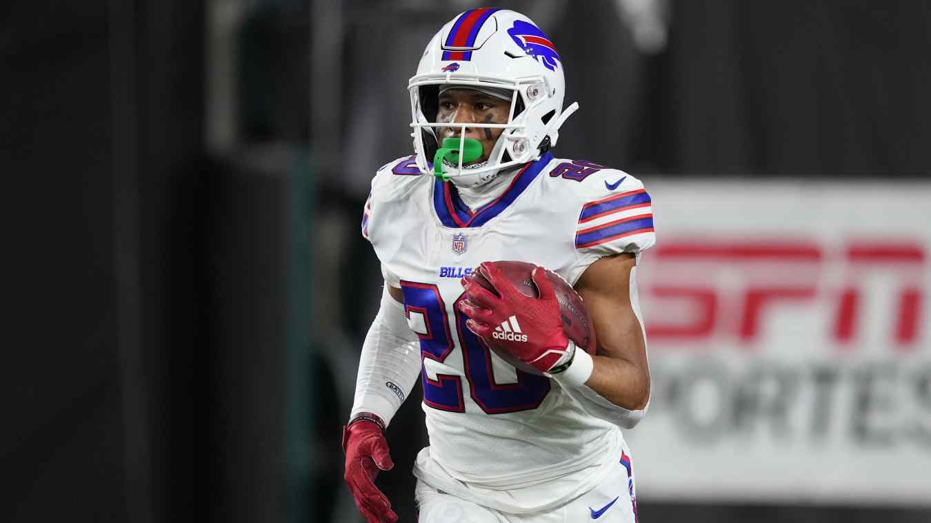 Bills RB Nyheim Hines Sends Strong Message on QB Josh Allen