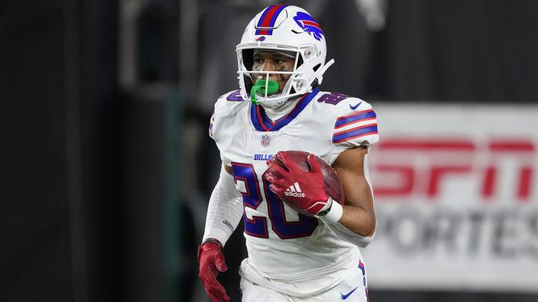Bills add Nyheim Hines and safety depth at NFL trade deadline
