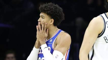 Warriors Holding Trade Talks to Acquire Sixers Defensive Ace: Report