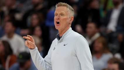 Warriors Called Out for ‘Fumbling’ Situation With Fan-Favorite Guard