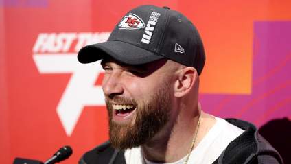 Chiefs TE Travis Kelce Trolls Eagles in Viral Clip [LOOK]