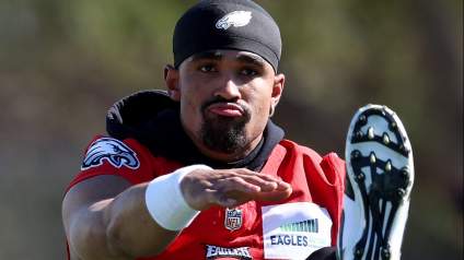 ‘It’s Foolish’: Ex-Giants Star Sounds Off on Eagles QB Jalen Hurts
